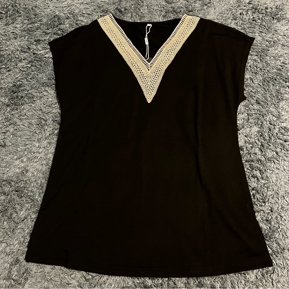 Blouse - Picture 1 of 5